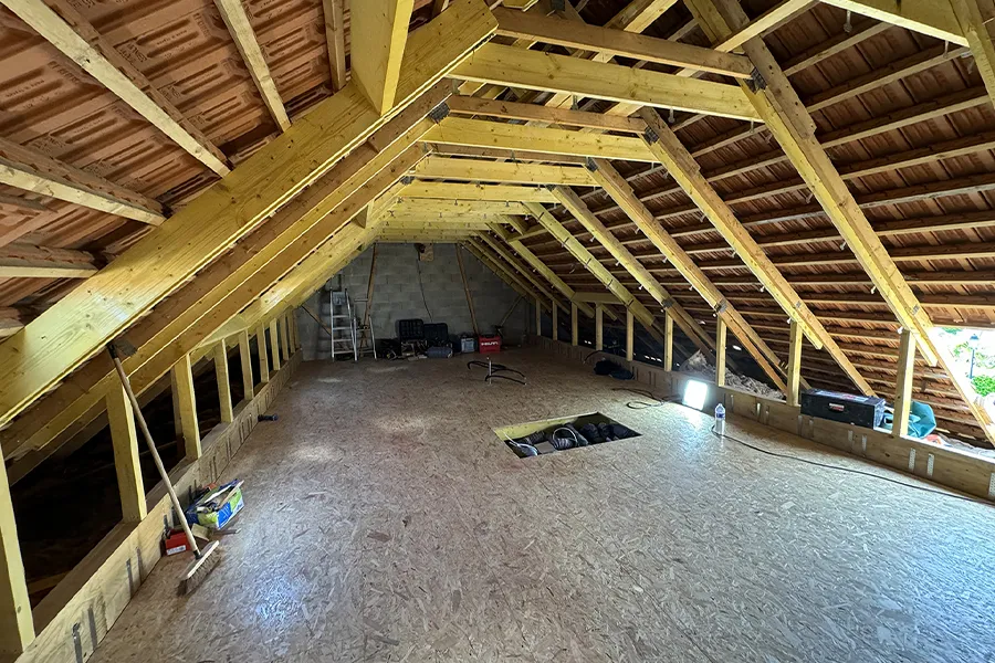 realisation - chantier combe la ville - proche orleans - CK combles - cadre
